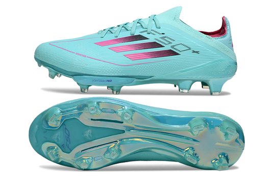 Chuteiras Adidas F50+.